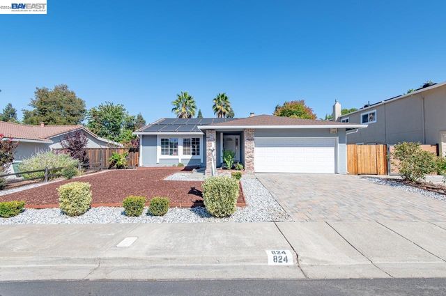 824 Sylvaner Dr, Pleasanton, CA 94566