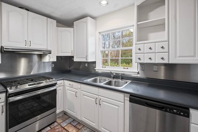 2432 HAWKHURST ST, Memphis, TN 38119