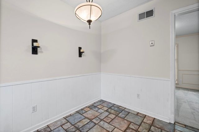 2432 HAWKHURST ST, Memphis, TN 38119