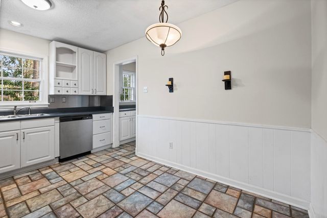 2432 HAWKHURST ST, Memphis, TN 38119