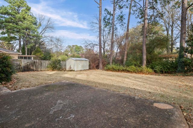 2432 HAWKHURST ST, Memphis, TN 38119