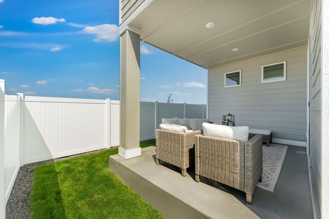 24702 E E SHORT TAIL LANE Ln, Liberty Lake, WA 99019