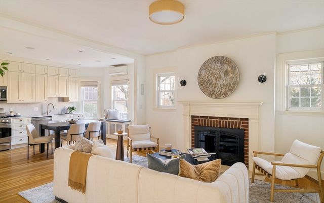 34 Quincy 1, Medford, MA 02155