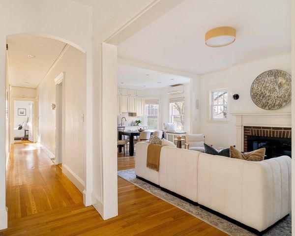 34 Quincy 1, Medford, MA 02155