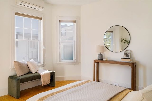 34 Quincy 1, Medford, MA 02155