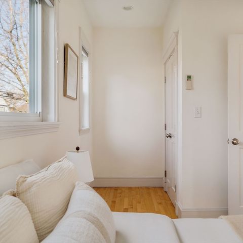 34 Quincy 1, Medford, MA 02155