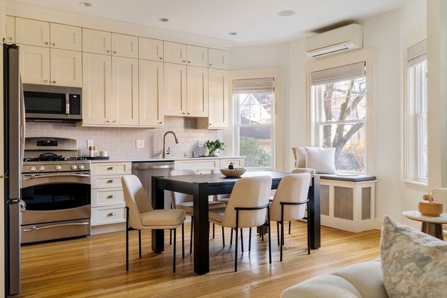 34 Quincy 1, Medford, MA 02155