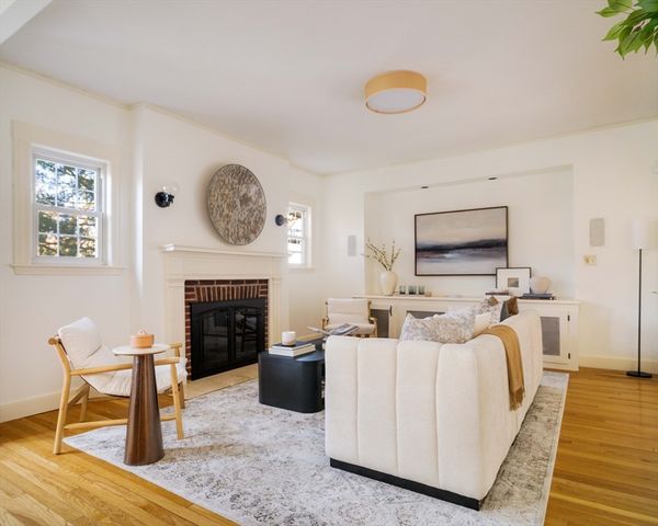 34 Quincy 1, Medford, MA 02155