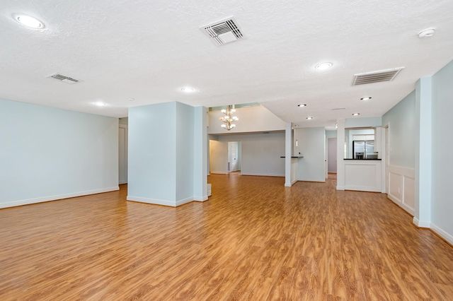 5511 Greentree Drive Drive, Sugar Land, TX 77479