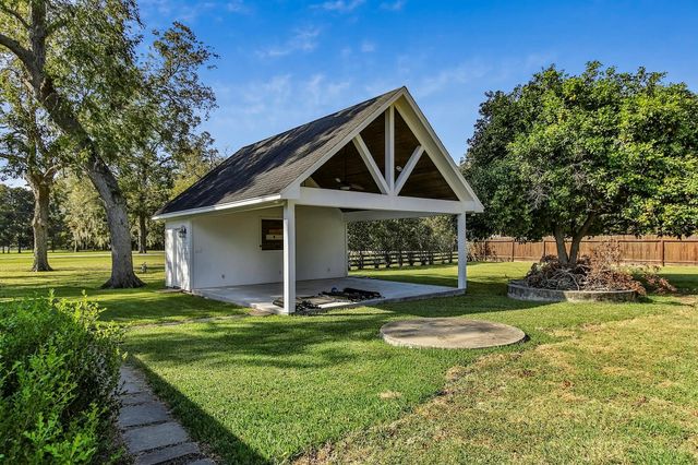 5511 Greentree Drive Drive, Sugar Land, TX 77479