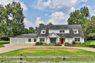 5511 Greentree Drive Drive, Sugar Land, TX 77479