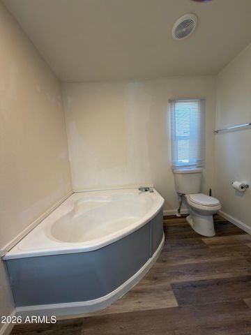 20908 E Deer Valley Lane, Mayer, AZ 86333