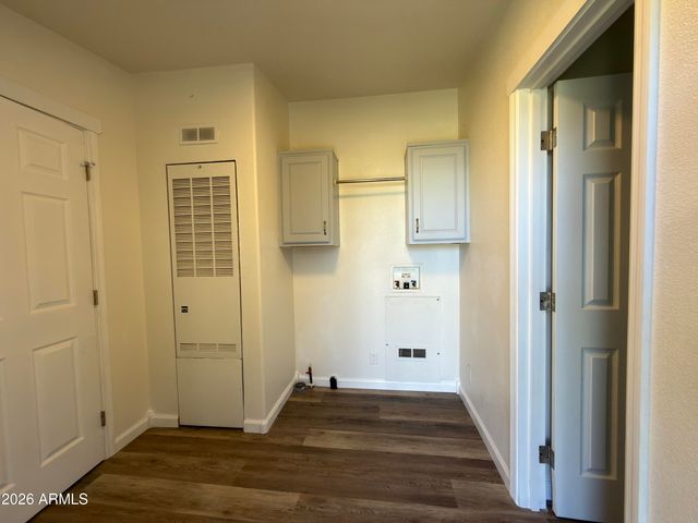 20908 E Deer Valley Lane, Mayer, AZ 86333