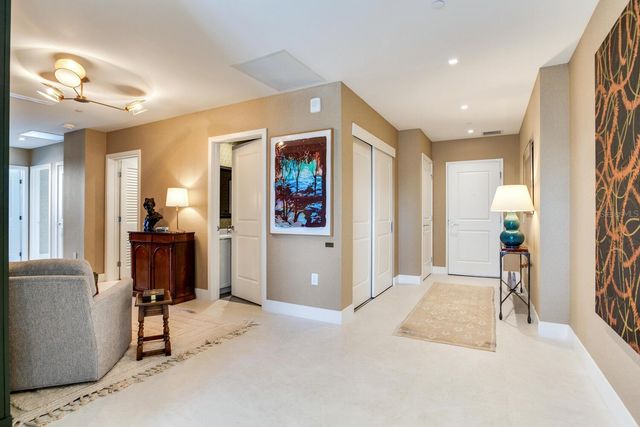 3015 S YSABELLA AVENUE 904, Tampa, FL 33629