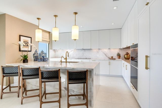 3015 S YSABELLA AVENUE 904, Tampa, FL 33629