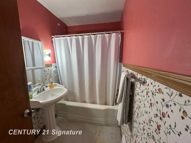 407 W Jenny Street, Bay City, MI 48706