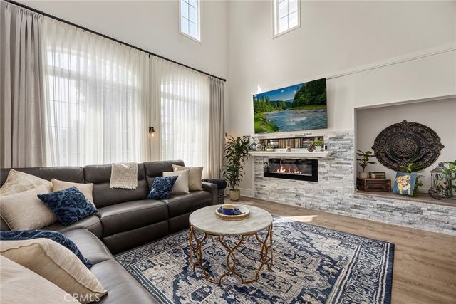 16 Kempton Lane, Ladera Ranch, CA 92694