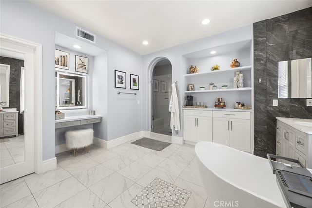 16 Kempton Lane, Ladera Ranch, CA 92694