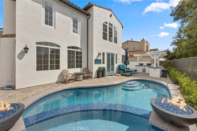 16 Kempton Lane, Ladera Ranch, CA 92694