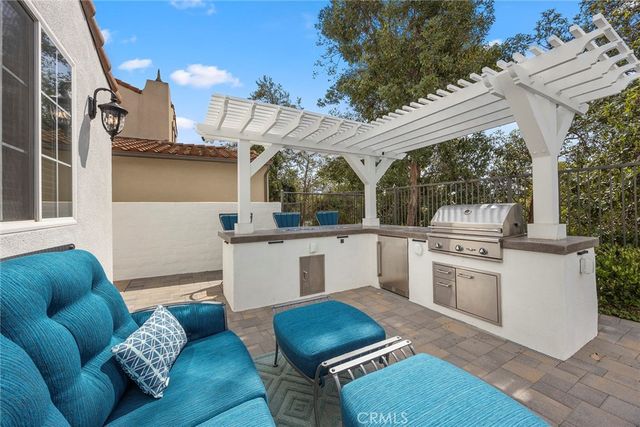 16 Kempton Lane, Ladera Ranch, CA 92694