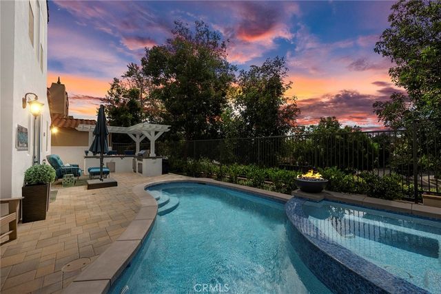 16 Kempton Lane, Ladera Ranch, CA 92694