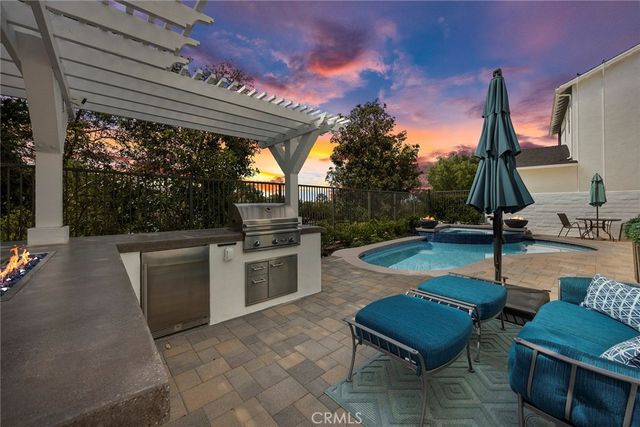 16 Kempton Lane, Ladera Ranch, CA 92694