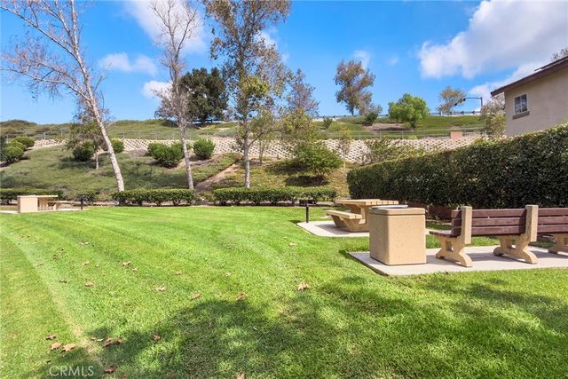16 Kempton Lane, Ladera Ranch, CA 92694