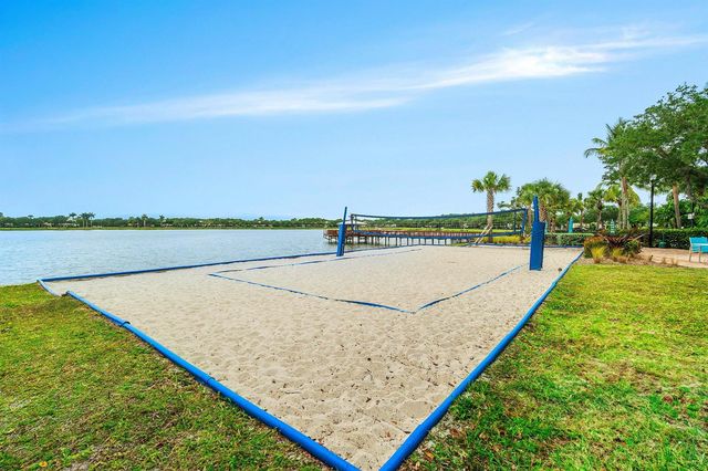 179 Evergrene Parkway, Palm Beach Gardens, FL 33410