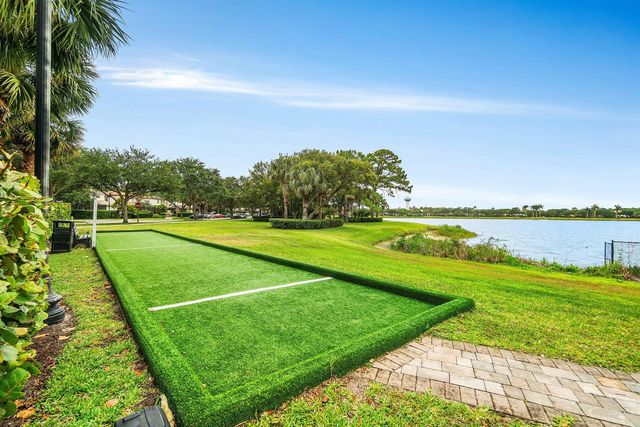 179 Evergrene Parkway, Palm Beach Gardens, FL 33410