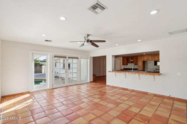 5302 E EVANS Drive, Scottsdale, AZ 85254