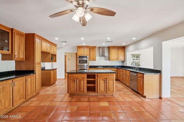 5302 E EVANS Drive, Scottsdale, AZ 85254