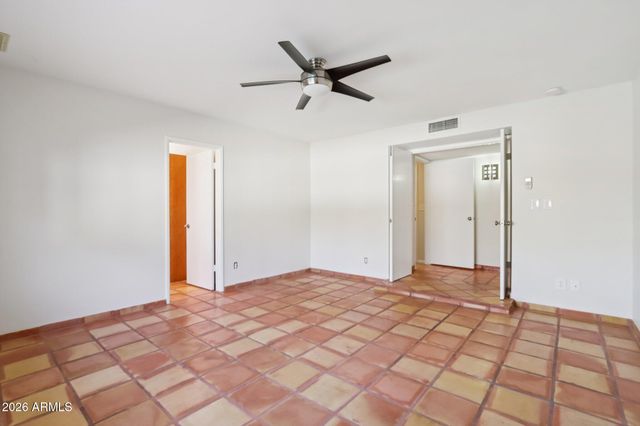 5302 E EVANS Drive, Scottsdale, AZ 85254