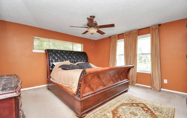 1446 Pirates Cove, Nassau Bay, TX 77058