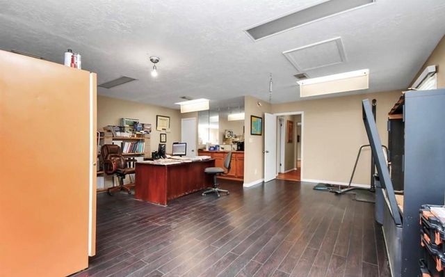 1446 Pirates Cove, Nassau Bay, TX 77058