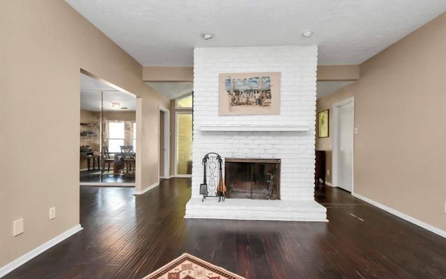 1446 Pirates Cove, Nassau Bay, TX 77058