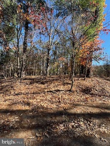 RUNAWAY CT, Berkeley Springs, WV 25411