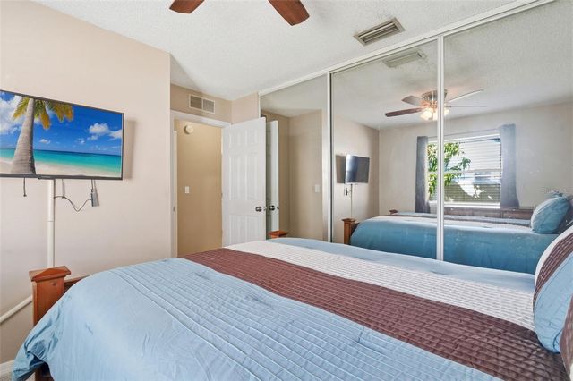 212 OVERSTREET COURT, Palm Harbor, FL 34683