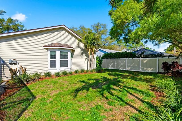 212 OVERSTREET COURT, Palm Harbor, FL 34683