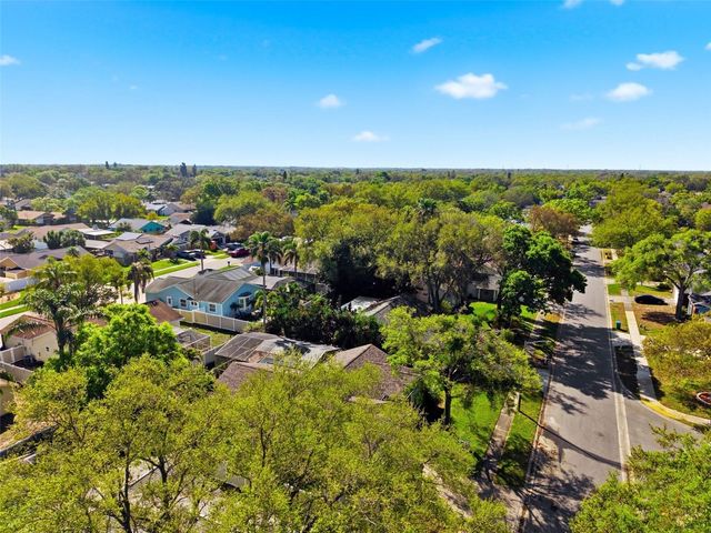 212 OVERSTREET COURT, Palm Harbor, FL 34683