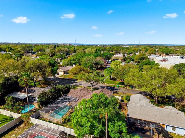 212 OVERSTREET COURT, Palm Harbor, FL 34683