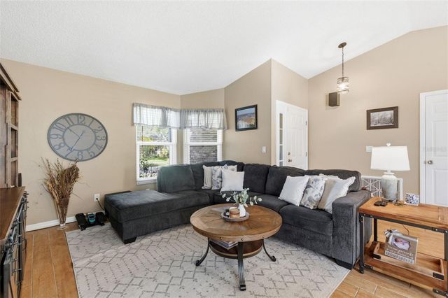 212 OVERSTREET COURT, Palm Harbor, FL 34683