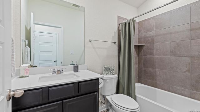 3017 Hess, Schertz, TX 78154