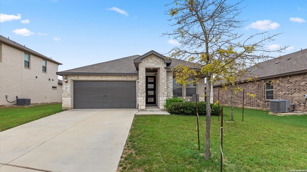 3017 Hess, Schertz, TX 78154