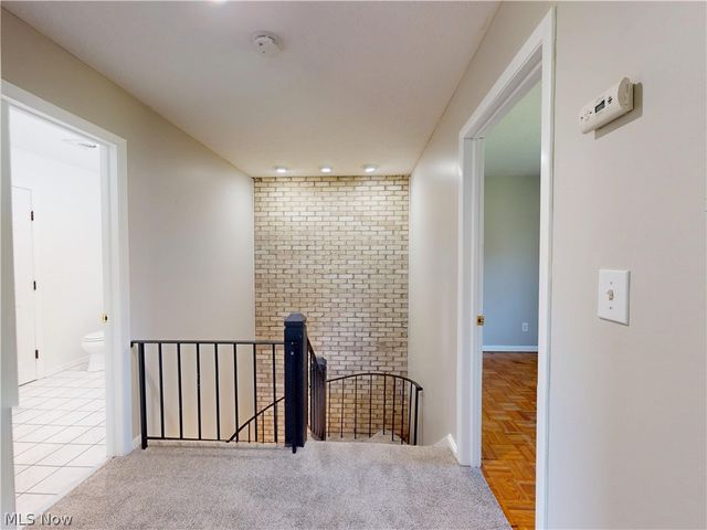 824 S Chillicothe Road 14, Aurora, OH 44202