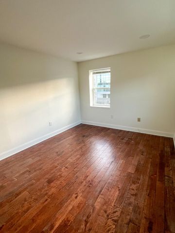 5501 FOOTE ST NE, Washington, DC 20019