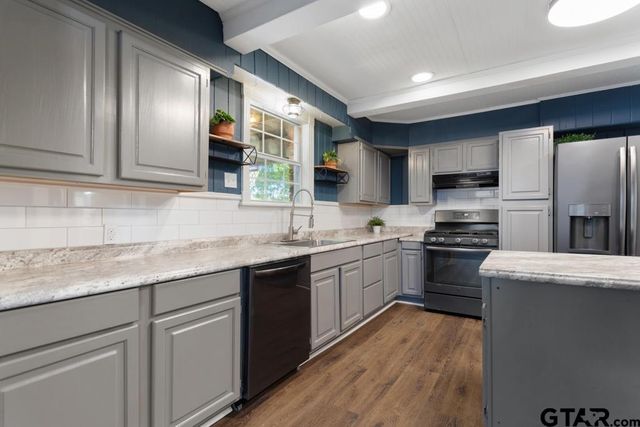 519 W Buchanan, Mineola, TX 75773