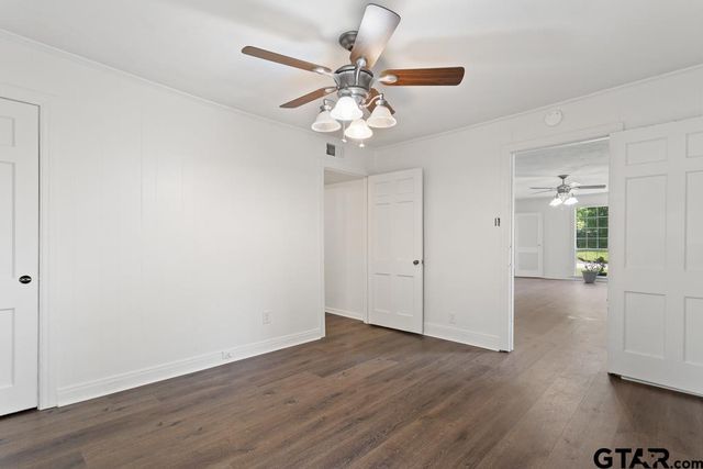 519 W Buchanan, Mineola, TX 75773