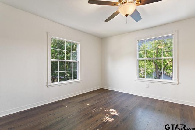 519 W Buchanan, Mineola, TX 75773