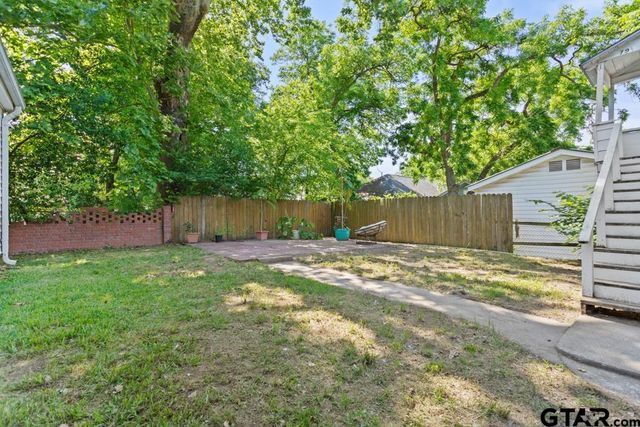 519 W Buchanan, Mineola, TX 75773