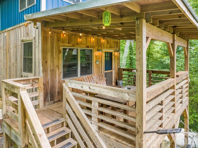 2504 Upper Paw Paw Road, Marshall, NC 28753